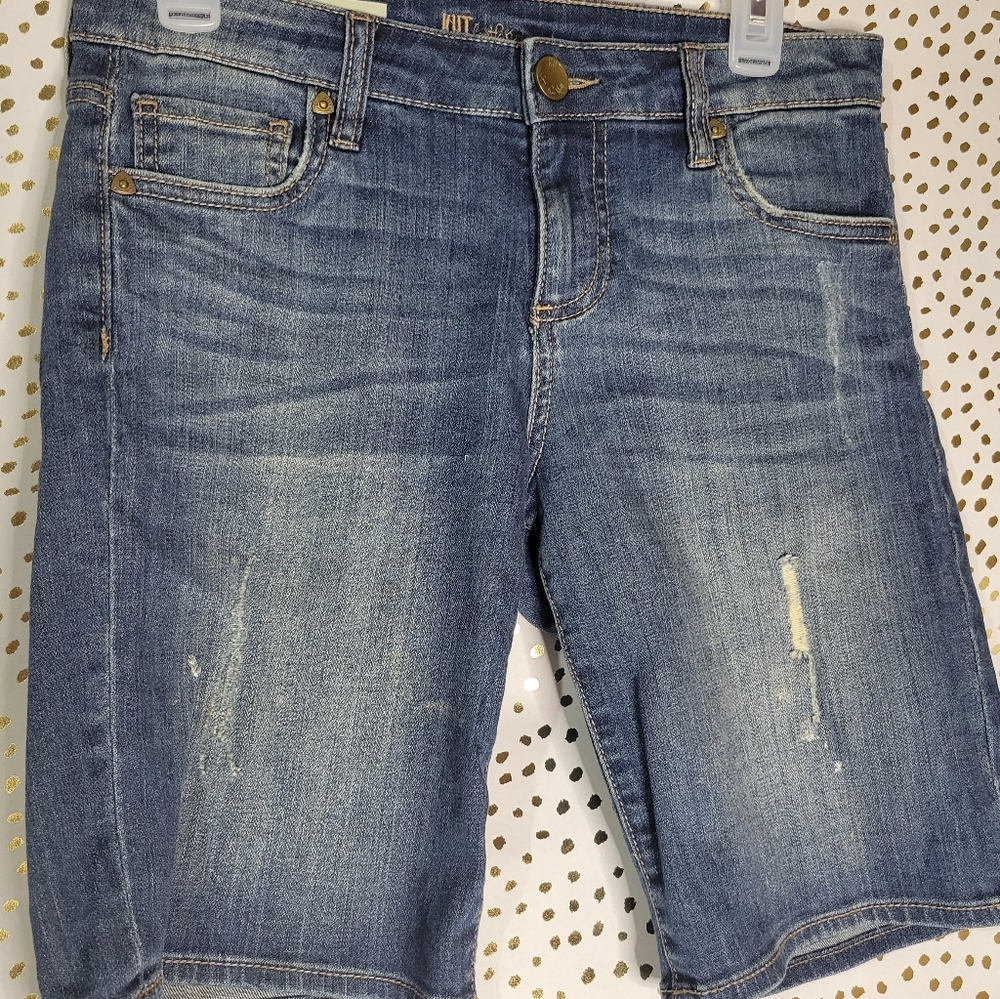 {3/$20} Kut From the Kloth Catherine Boyfriend Short
